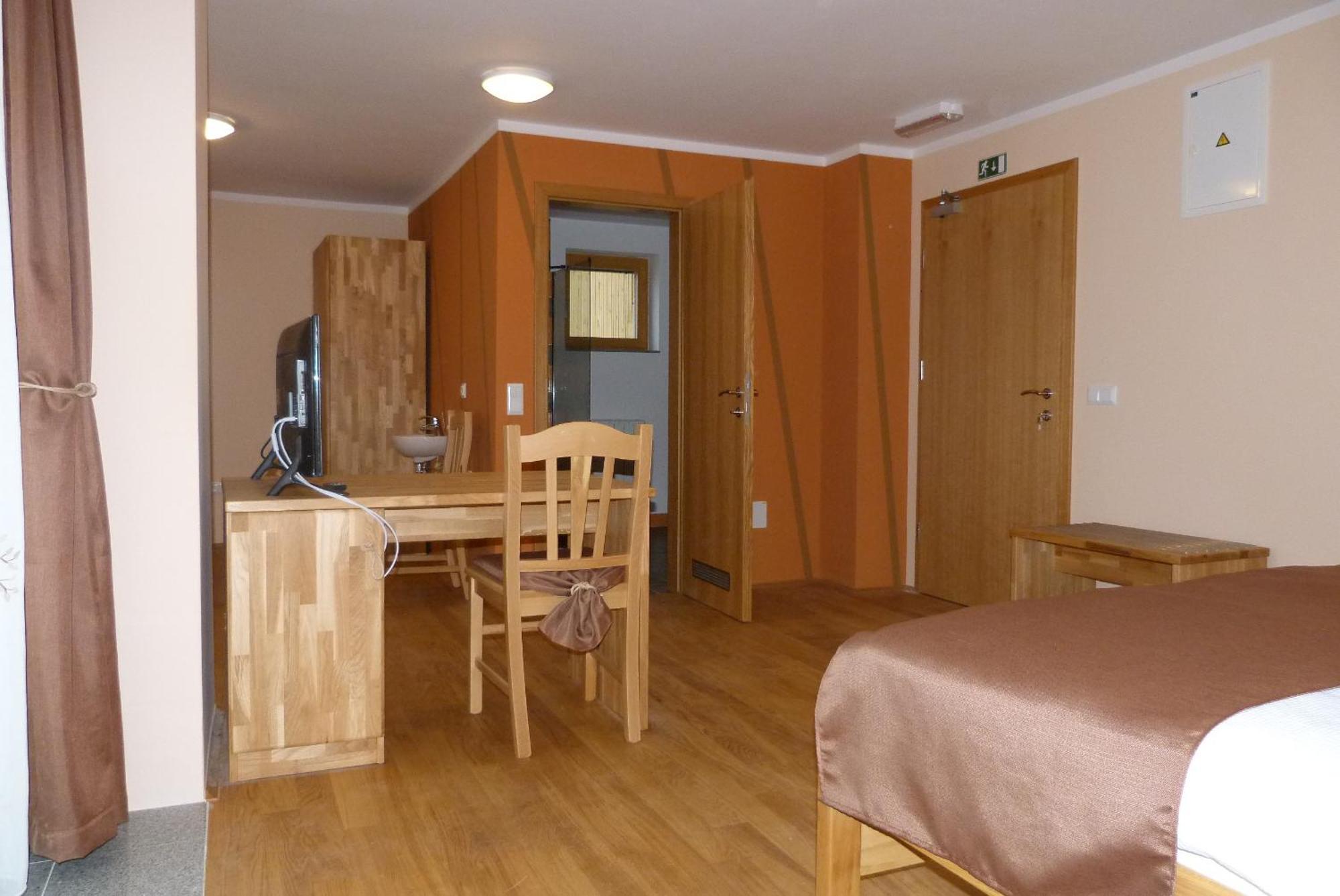 Guest House Eco Vila Mila Rogaška Slatina Oda fotoğraf
